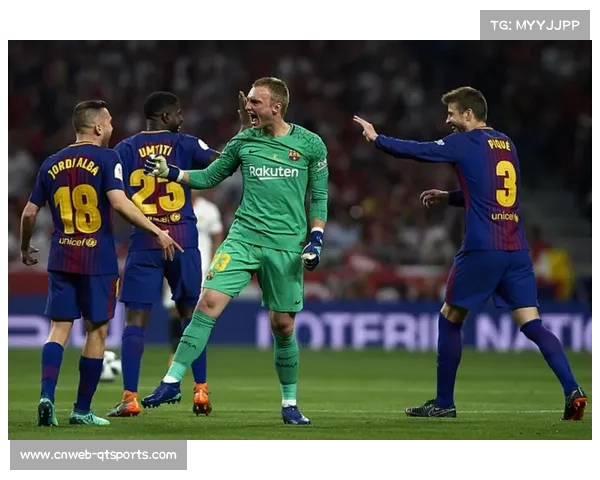 加纳乔边路突破造黄牌，展现个人能力